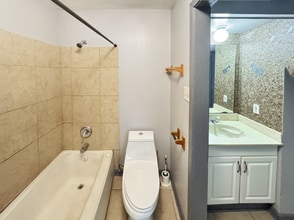 7837 Sail St in New Orleans, LA - Building Photo - Building Photo