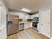 23 Brooke Dr photo'