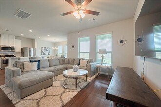 3813 Kirby Ct in Texas City, TX - Building Photo - Building Photo