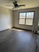 1301 Deerlake Rd in Monett, MO - Building Photo - Building Photo