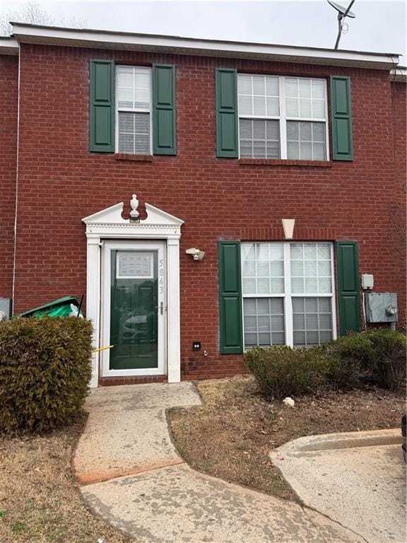 property at 5843 Strathmoor Manor Cir