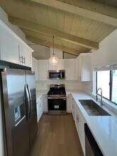 1505 E Balboa Blvd in Newport Beach, CA - Building Photo - Building Photo
