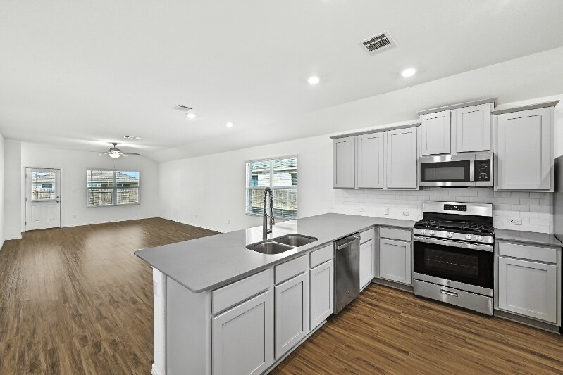 129 Konik Rd in Georgetown, TX - Building Photo