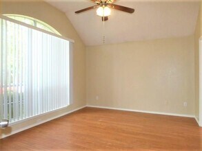 2713 Clearwater Dr in Mesquite, TX - Building Photo - Building Photo