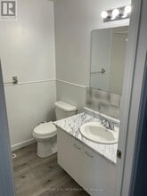 11 Herrell Ave in Barrie, ON - Building Photo - Building Photo