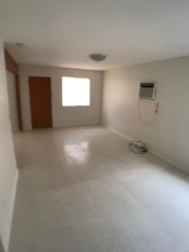 property at 703 W Northern Ave