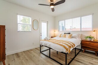 331 1/2 N Alexandria Ave, Unit 331.5 in Los Angeles, CA - Foto de edificio - Building Photo