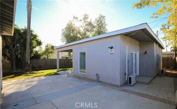 458 N Batavia St in Orange, CA - Building Photo - Building Photo