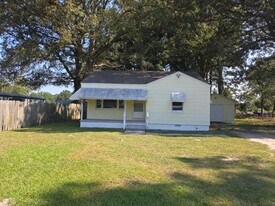 3821 E Ash St in Goldsboro, NC - Building Photo