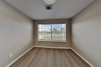 18727 Holly Way in Houston, TX - Building Photo - Building Photo