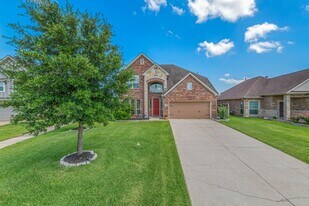 Available August 2026! 4/2.5 in highly desired Castlegate II in College Station, TX - Building Photo