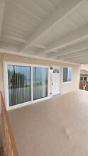 21345 Rambla Vista Apartments in Malibu, CA - Building Photo - Building Photo