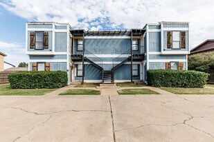 7405 Avenue X in Lubbock, TX - Building Photo
