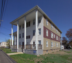 571 Chicopee St Apartments