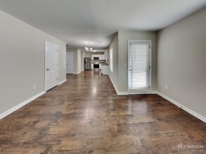 42 Jones Creek Cir in Greer, SC - Building Photo - Building Photo
