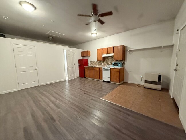 2426 Burtis Ave in North Pole, AK - Building Photo - Building Photo