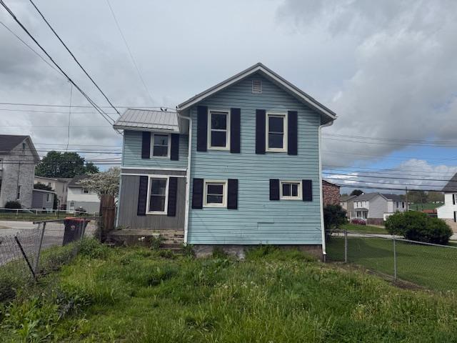 406 Ligonier St in Latrobe, PA - Building Photo - Building Photo