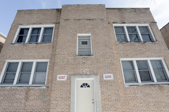 6215-6217 N Kedzie Ave in Chicago, IL - Building Photo - Building Photo