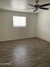5233 E University Dr in Mesa, AZ - Building Photo - Building Photo