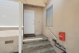 5342 Emporia Ave in Culver City, CA - Building Photo - Building Photo