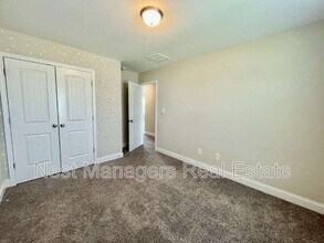 5344 Debut Ave in Hope Mills, NC - Building Photo - Building Photo