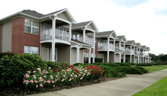 Alison Pointe in Foley, AL - Building Photo