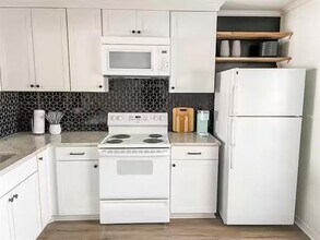 253 E Stephenson St in Shreveport, LA - Building Photo - Building Photo