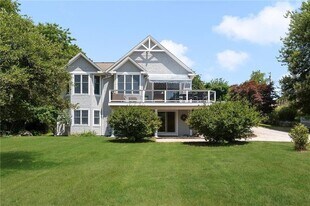 790 GREEN HILL BEACH Rd in South Kingstown, RI - Building Photo
