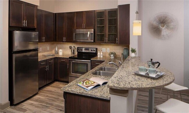 235 Pharr Rd NE in Atlanta, GA - Building Photo - Building Photo