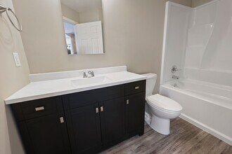 1101 Broadway Ave S in Sauk Rapids, MN - Building Photo - Building Photo