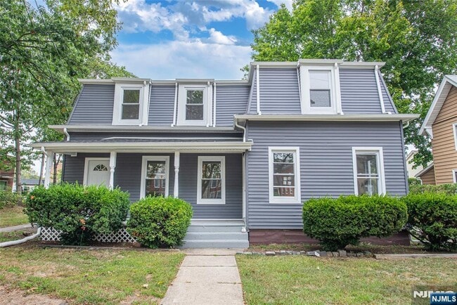 property at 55 Lakeside Ave