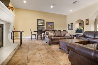 Vista Del Sol in Twentynine Palms, CA - Foto de edificio - Interior Photo