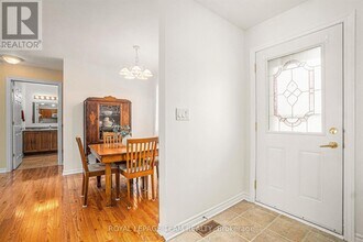 509 Pumpkin Patch Private in Ottawa, ON - Building Photo - Building Photo
