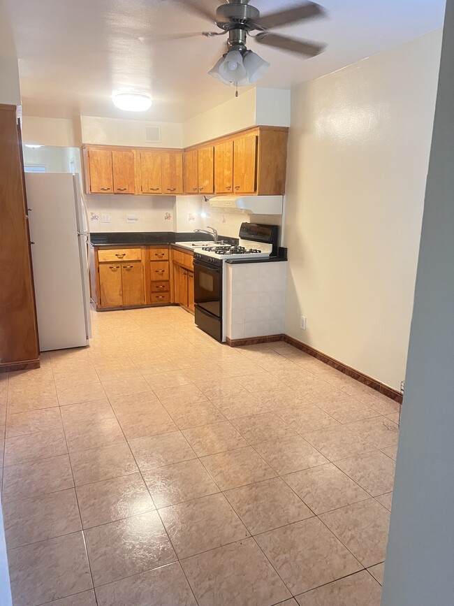 property at 1349 E 84th St