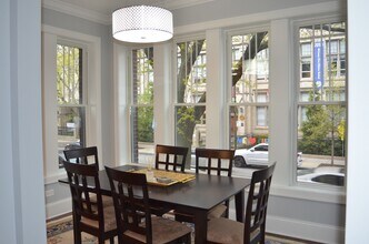 715 W Belmont Ave in Chicago, IL - Building Photo - Building Photo