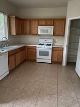 2820 Dowitcher Ave in North Las Vegas, NV - Building Photo - Building Photo