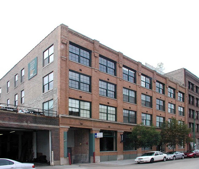 Peoria Street Lofts in Chicago, IL - Building Photo - Building Photo