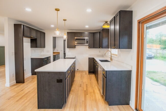 property at 200 Sewanee Cir