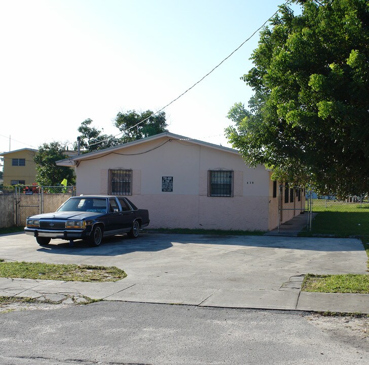 638 NW 65th St in Miami, FL - Building Photo