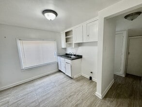 15030 Rossini Dr in Detroit, MI - Building Photo - Building Photo