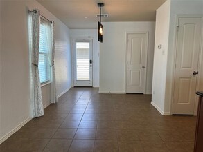 703 Alamo Plaza Dr in Cedar Park, TX - Foto de edificio - Building Photo