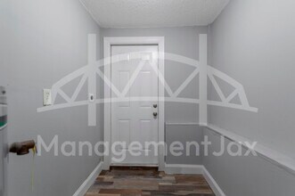214 E 2nd St in Jacksonville, FL - Building Photo - Building Photo