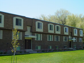 Harmony Apartments in Salt Lake City, UT - Building Photo - Primary Photo