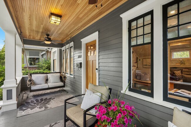 2836 32nd Ave S in Seattle, WA - Building Photo - Building Photo