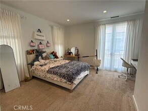 139 Montero in Irvine, CA - Building Photo - Building Photo