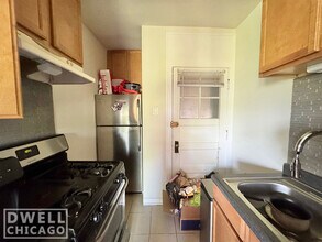 3315 N Lakewood Ave, Unit 1 in Chicago, IL - Foto de edificio - Building Photo