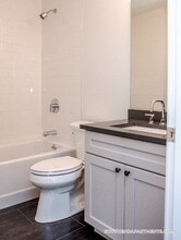 11 Newcomb St in Boston, MA - Foto de edificio - Building Photo