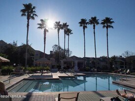 505 Boardwalk Dr in Palm Valley, FL - Building Photo