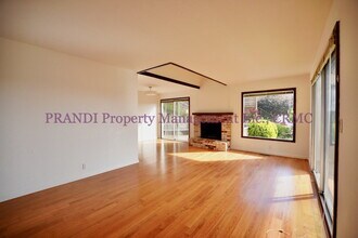 294 Morning Sun Ave in Mill Valley, CA - Building Photo - Building Photo