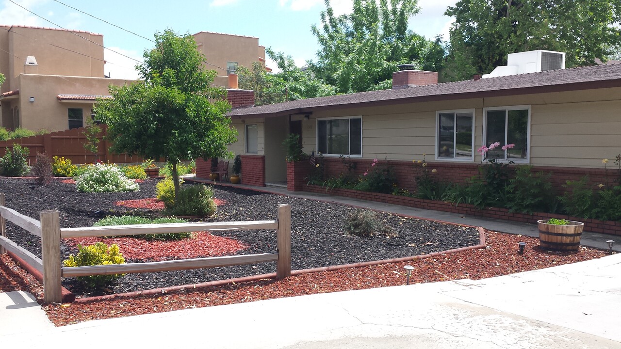 7378 Santa Ysabel Ave in Atascadero, CA - Building Photo